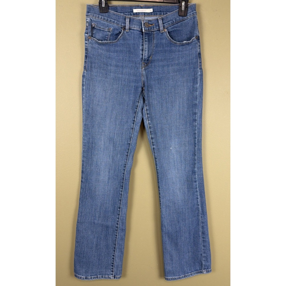 Levi's Women's Size 4 Classic BootCut Jeans 27x30 Mid-Rise Medium Wash Denim